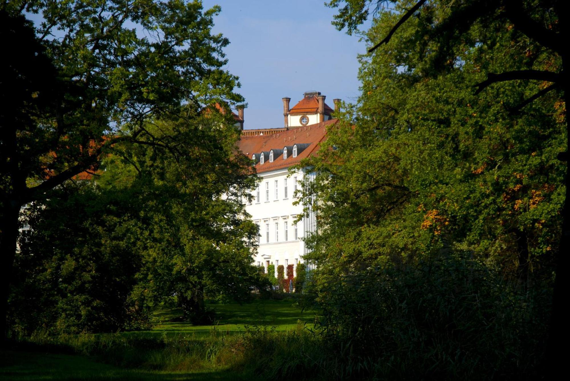 Schloss Lübbenau Exteriör bild