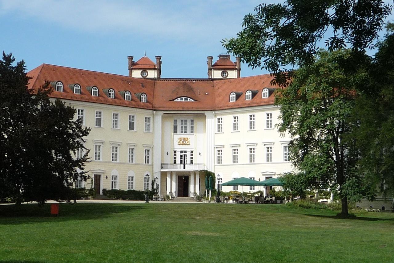 Schloss Lübbenau Exteriör bild